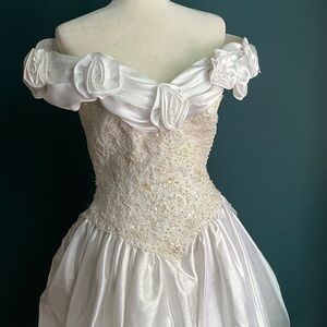 Vintage Whimsical Dream Wedding Dress by Mori Lee sz M